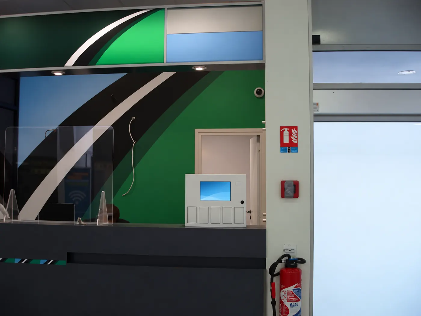 Armoire à clés connectée installée dans une entreprise à Clermont