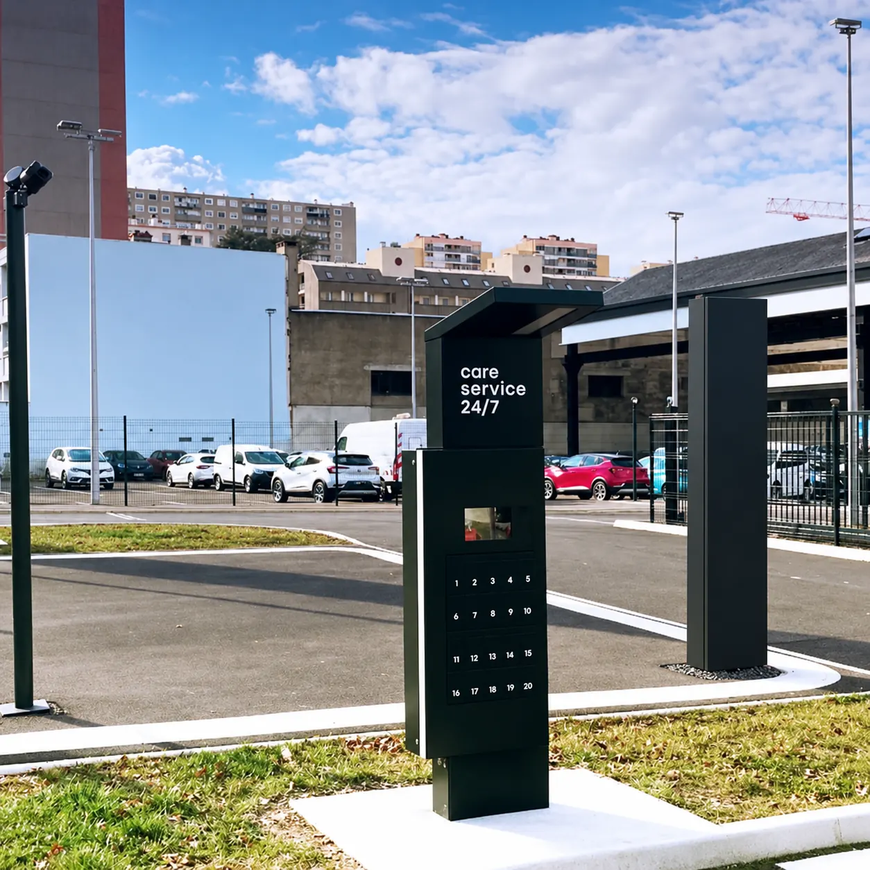 Totem de remise de clés 24 heures sur 24 installé chez Renault